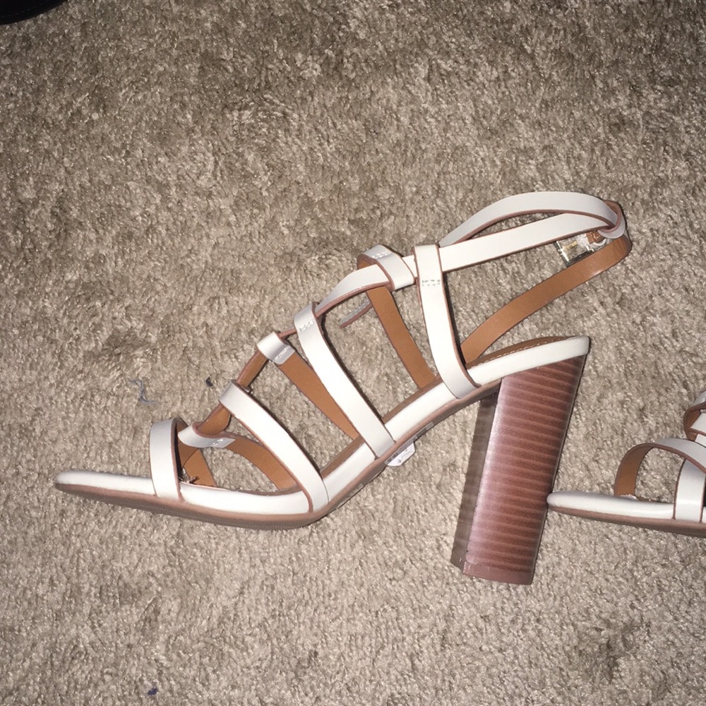 Strappy Cream block heels! Size 7
